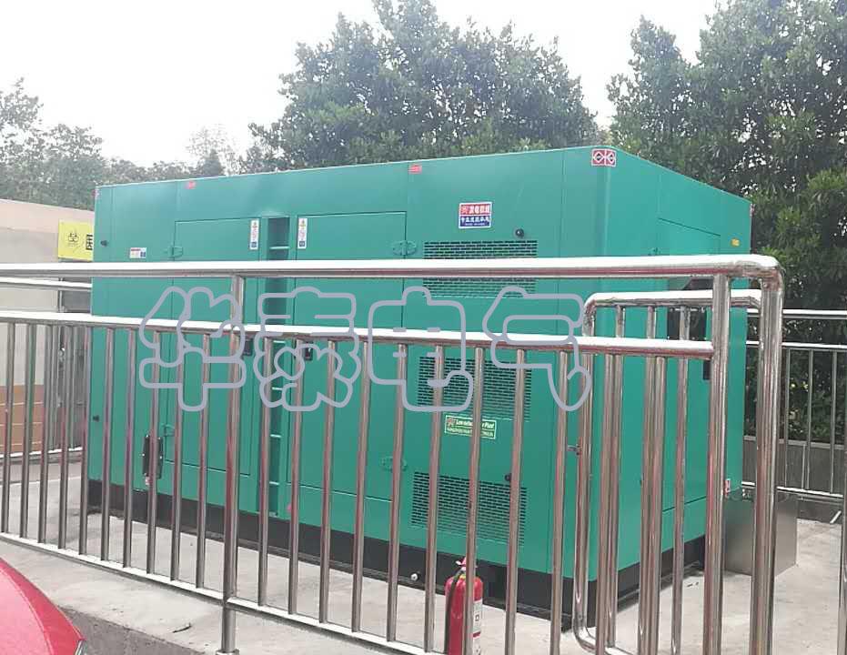 淮安婦幼保健醫(yī)院300KW玉柴靜音式柴油發(fā)電機(jī)組